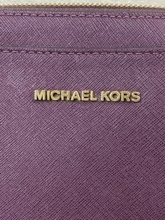 Michael Kors Crossbody Bag Purple Saffiano Leather Gold Chain Strap - Picture 5 of 12